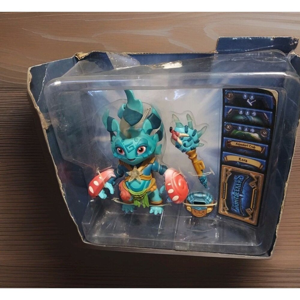 Lightseekers Awakening Figure Mari Jax New No Box Kora Aquafart Crab